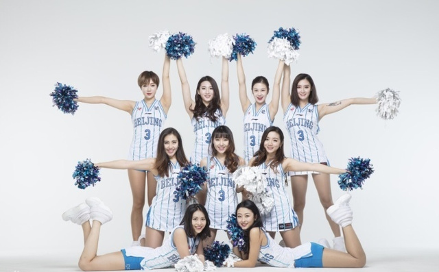 赢得比赛的 赢得比赛的