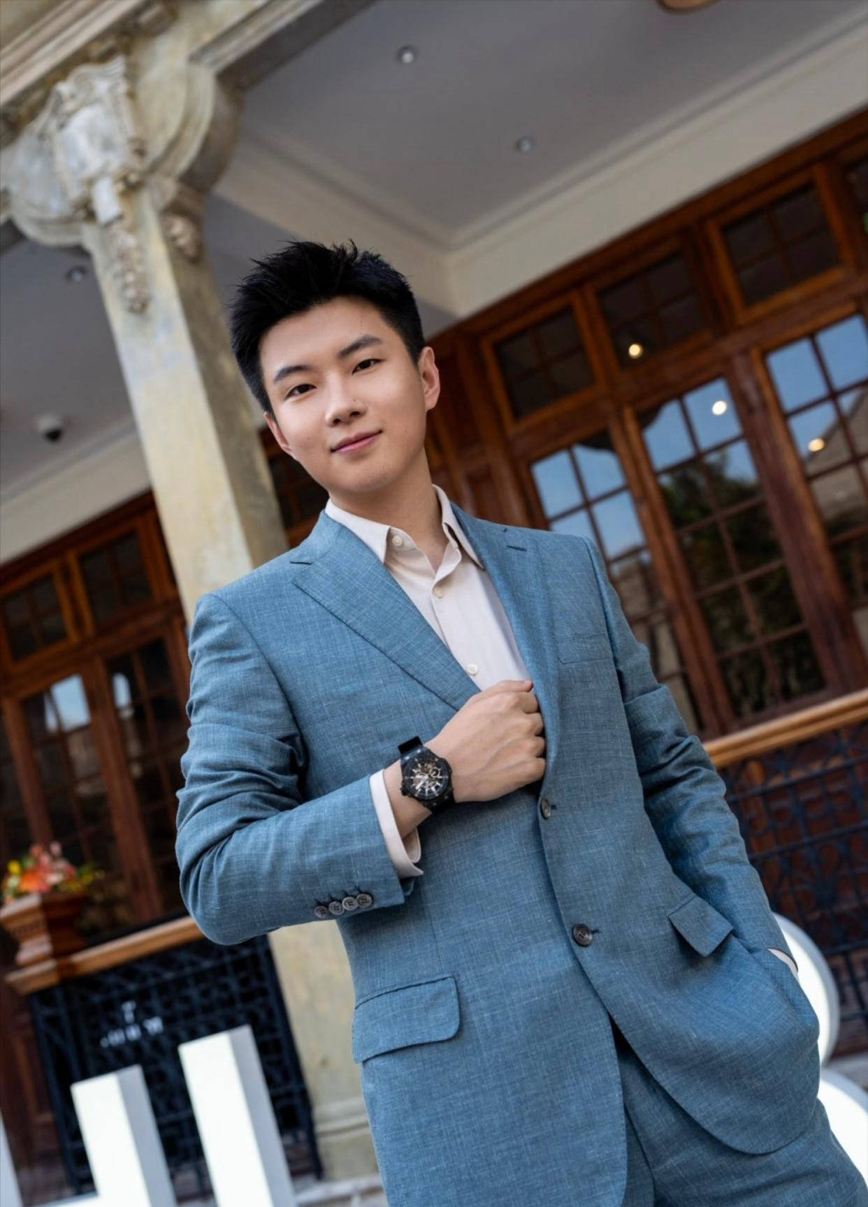 成绩均远超 成绩均远超