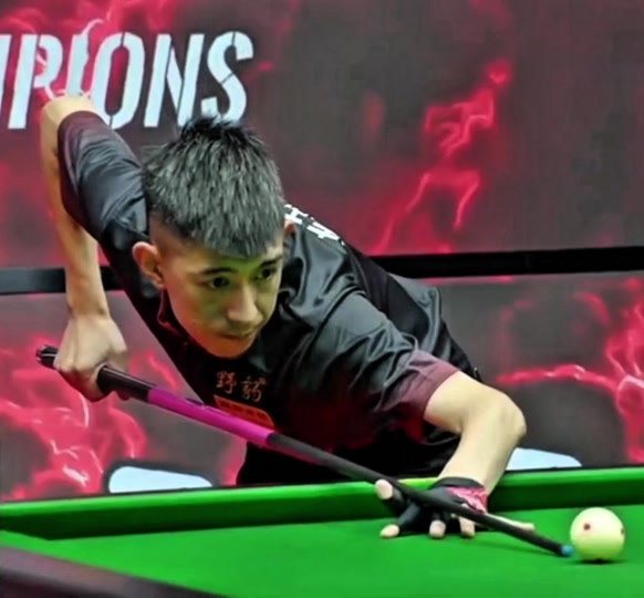 關於戰術和 關於戰術和