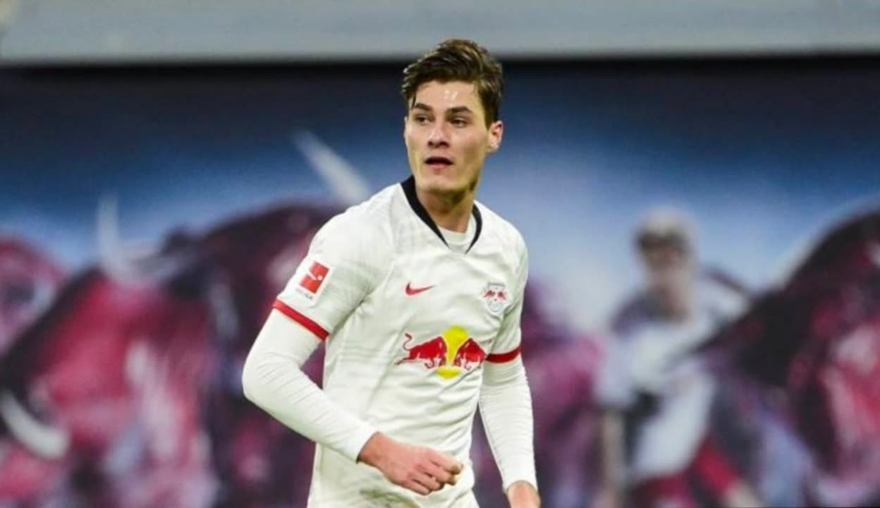 首发射手空 首发射手空